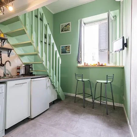 Siagre 35 - Near Main Avenue With Ac Apartment *